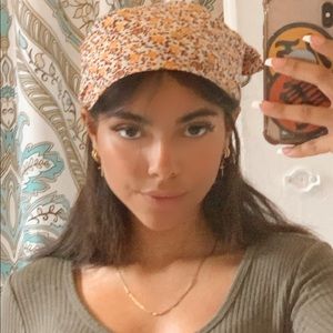 Meet your Posher, Pamela